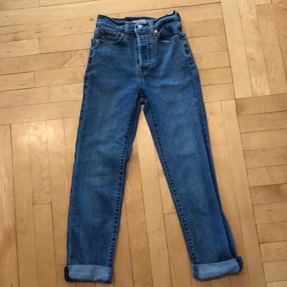 Levi jeans